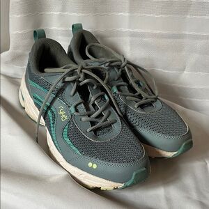 Ryka Charcoal and Teal Athletic Shoes